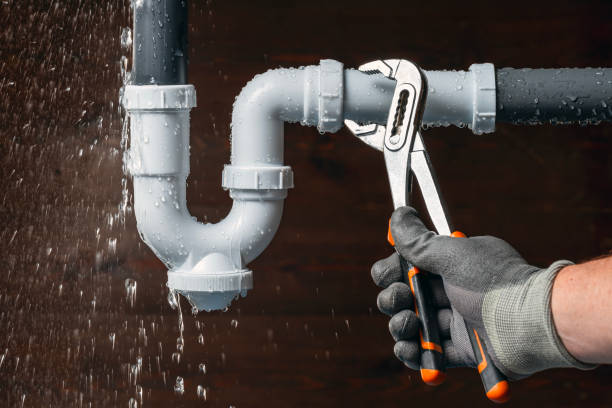 Professional Drain Cleaning technician working in Lenox, IA